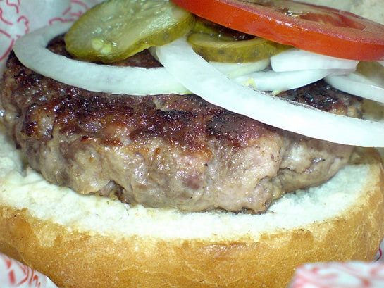 La OCU insiste en la mala calidad de la mayoría de hamburguesas envasadas